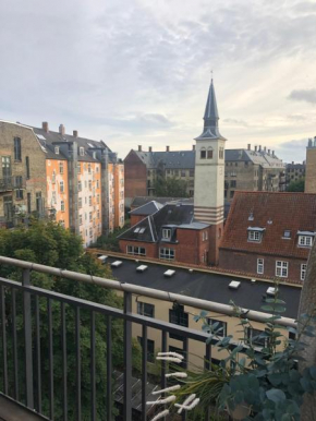 Room with BIG balconey - Copenhagen by the lakes /Centrum